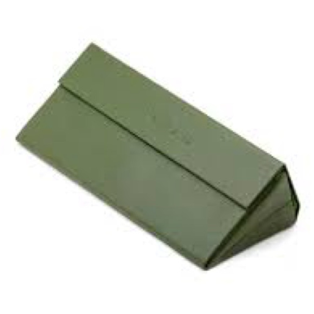 Longchamp Green leather Glasses Case NEW fold flat with dust cloth